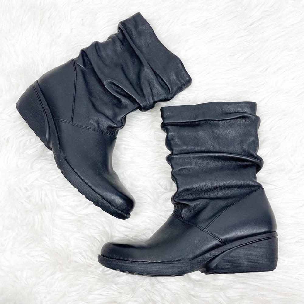 Dansko Black Leather Wedged Boots Size 39